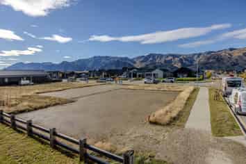 10 Pinn Street, Lake Hawea