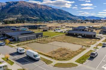 10 Pinn Street, Lake Hawea