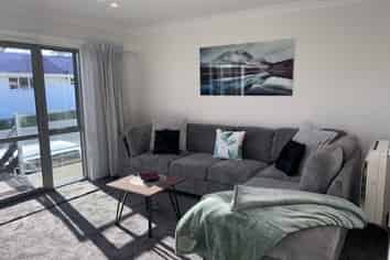 4/345 Dee Street, Avenal