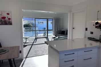 4/345 Dee Street, Avenal
