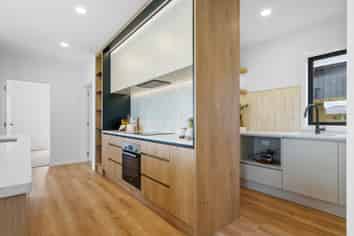 12 Bourke Drive, Cambridge