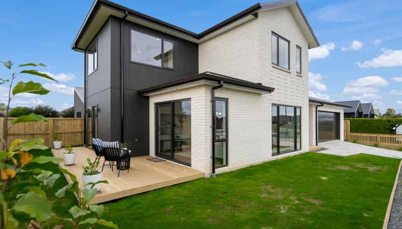 12 Bourke Drive, Cambridge