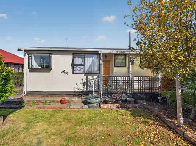 100 Kuripuni Street, Masterton