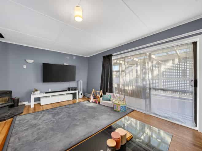 100 Kuripuni Street, Masterton