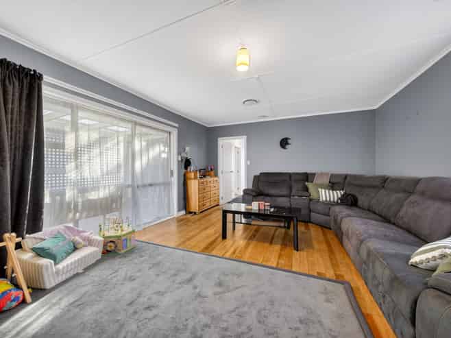 100 Kuripuni Street, Masterton
