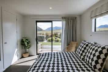 75 Infinity Drive, Wanaka