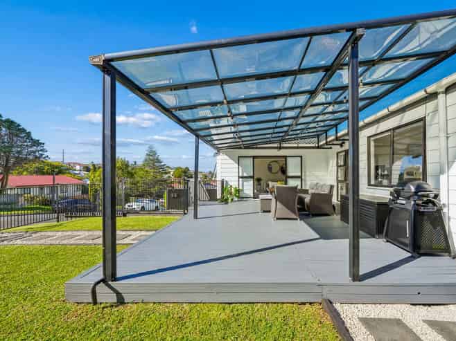 43 Athena Drive, Totara Vale