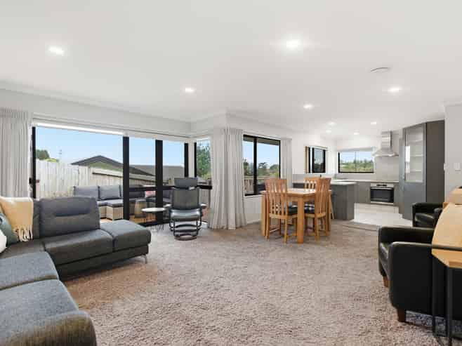 21 Bateleur Close, Welcome Bay