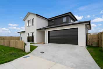 12 Bourke Drive, Cambridge