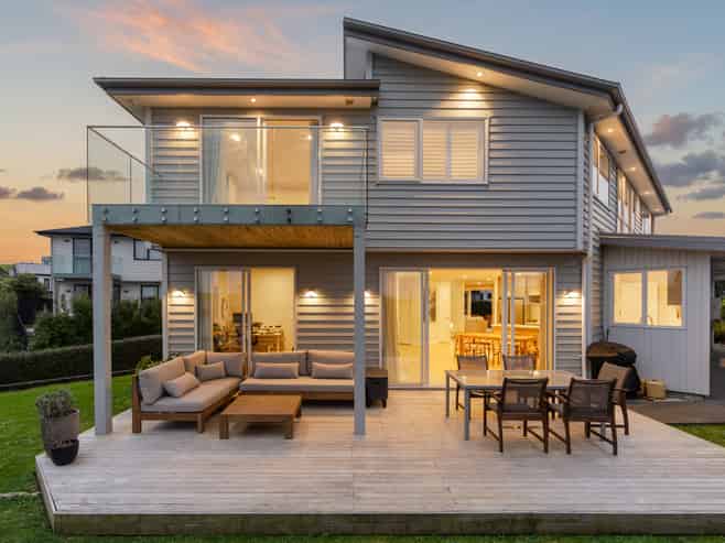 11 Tawatawa Street, Long Bay