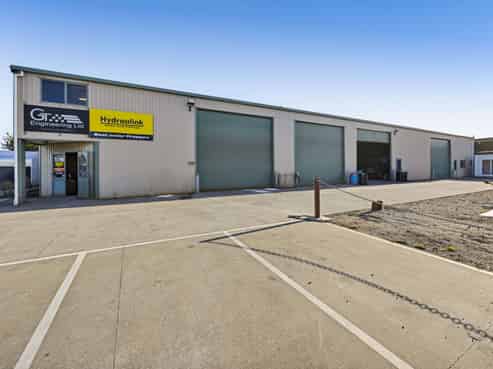 Large commercial workshop Investment