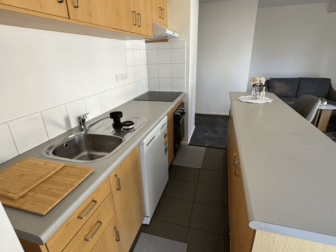 8B/2 Eden Crescent, Auckland Central