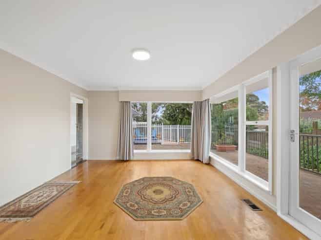 76 Hillsborough Road, Hillsborough