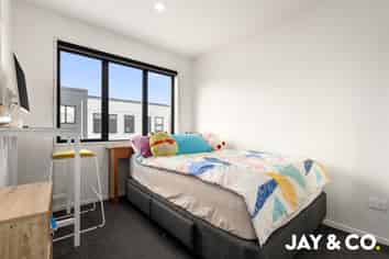 4E Whakatupu Road, Flat Bush