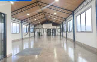 Neat Penrose Warehouse with Polished Concrete