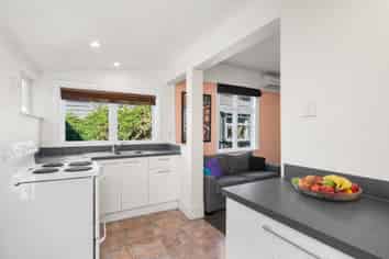 24c Celia Street, Redcliffs