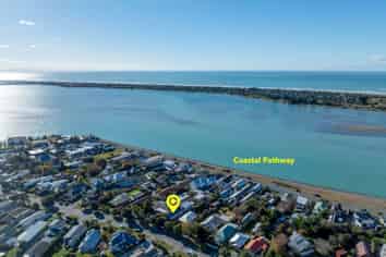 24c Celia Street, Redcliffs