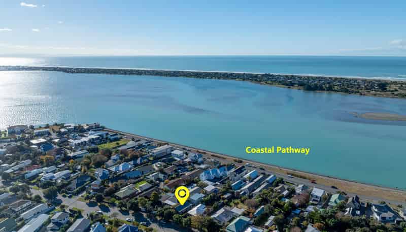 24c Celia Street, Redcliffs