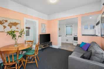 24c Celia Street, Redcliffs