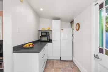24c Celia Street, Redcliffs