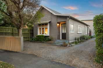24c Celia Street, Redcliffs
