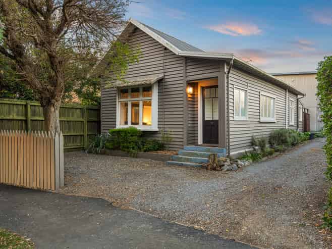 24c Celia Street, Redcliffs