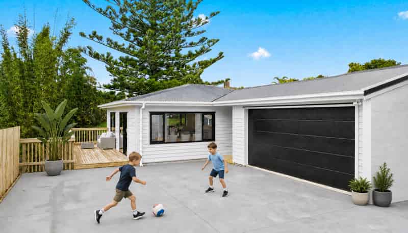 52a Glamorgan Drive, Torbay