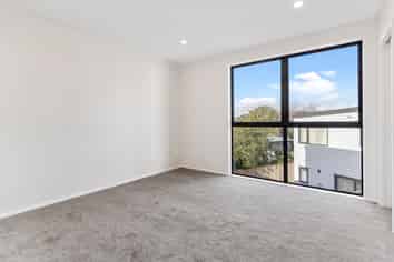 2/67 Aranui Road, Mount Wellington