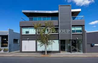 BOUTIQUE GREY LYNN OFFICE | PARKING INCLUDED