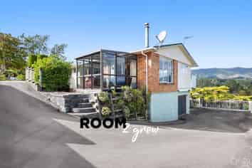 12 Alleyne Court, Brown Owl