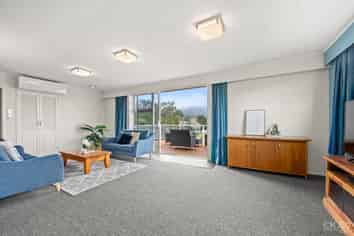 12 Alleyne Court, Brown Owl