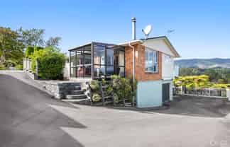 12 Alleyne Court, Brown Owl
