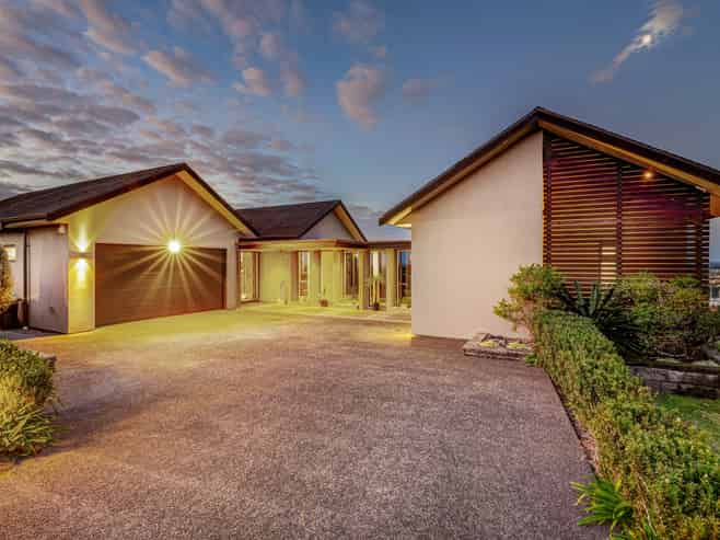 15 Balboa Drive, Matakatia