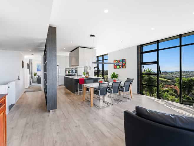 15 Balboa Drive, Matakatia