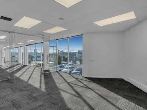Sunny Sydenham Office