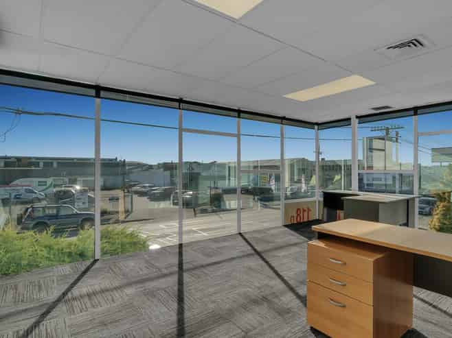 Sunny Sydenham Office