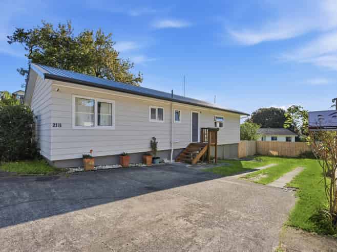 21b Taurus Crescent, Beach Haven