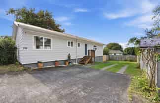 21b Taurus Crescent, Beach Haven