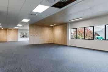 Modern Office Space | Richmond Mall