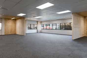 Modern Office Space | Richmond Mall