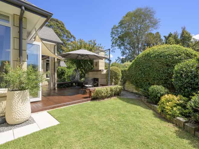 18 Jarrah Park Drive, Pyes Pa