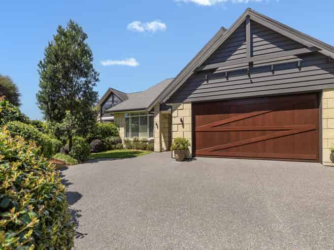 18 Jarrah Park Drive, Pyes Pa