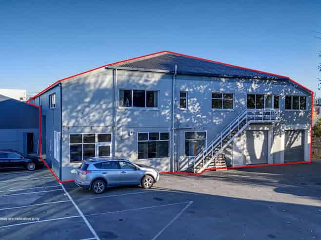 Warehouse with Office on Moorhouse Avenue