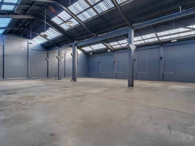 Warehouse with Office on Moorhouse Avenue