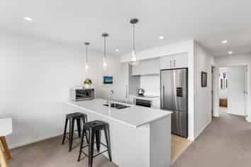 2/13 Paketai Lane, Beachlands