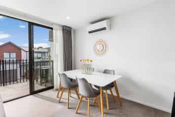 2/13 Paketai Lane, Beachlands
