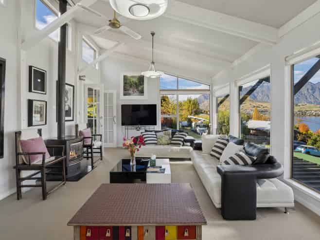 19 Hobart Street, Queenstown