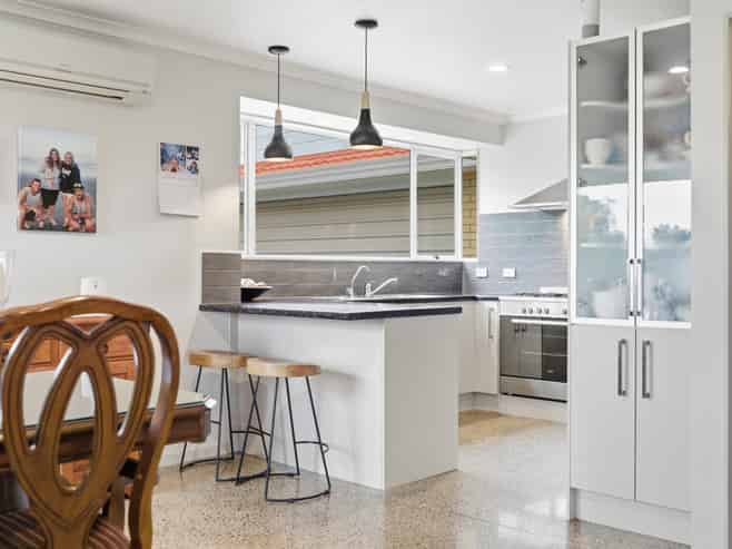 10B Taramea Rise, Pyes Pa
