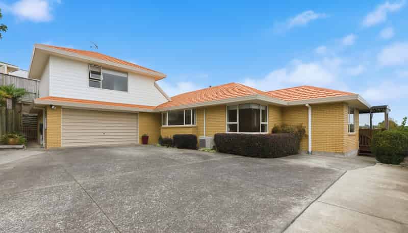 10B Taramea Rise, Pyes Pa