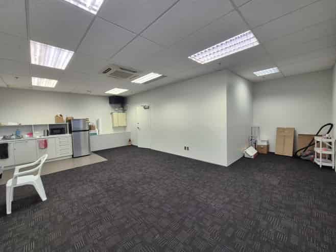 Flexible Westgate sublease opportunity